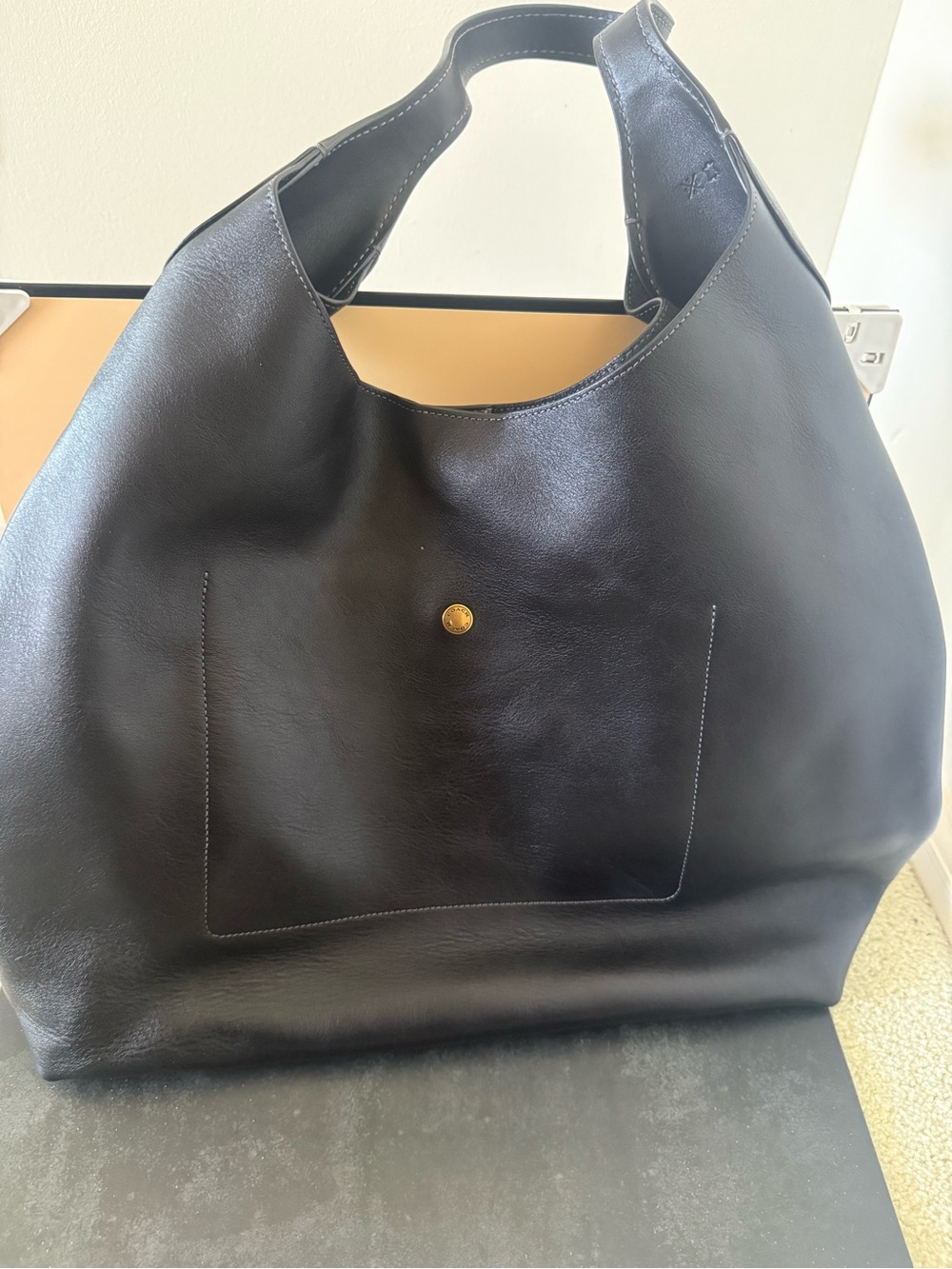 Coach Brooklyn Shoulder Bag 39 Black Natural Grain Leather CU044 $495 Retail - Picture 2 of 6